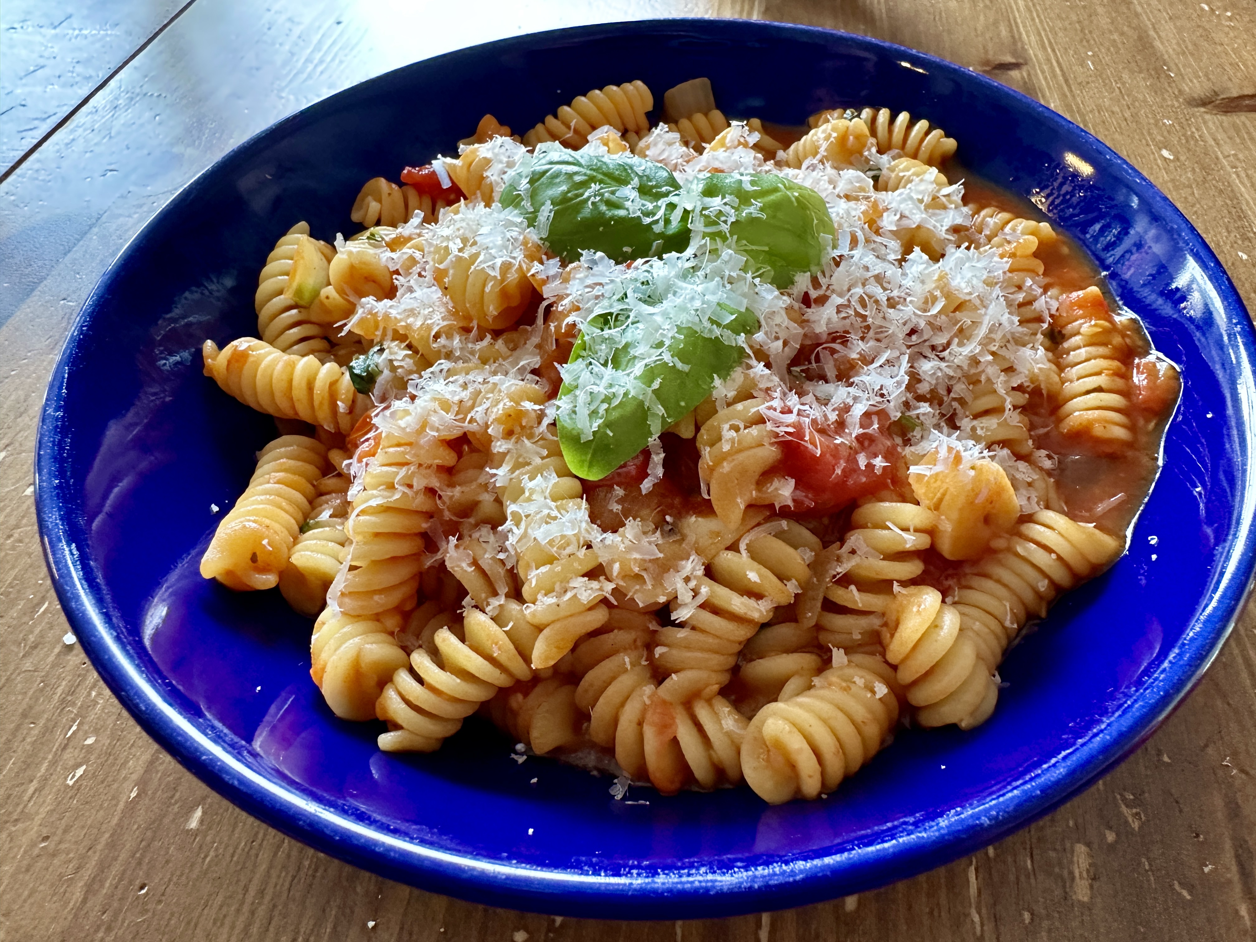 <i>Pasta</i><i>mit Tomatensauce</i>